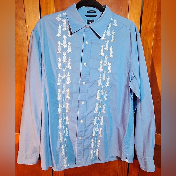 GAP Other - GAP Long-sleeve Button-down Shirt